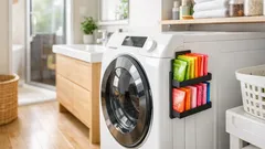 洗濯機横の5cmが収納に変わる、100均だけで作るマグネット棚アイデア