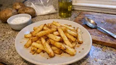 仕込んで冷凍、食べたい分だけ揚げる：自家製冷凍ポテトの作り置きレシピ