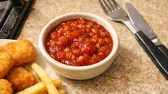 炒め玉ねぎでコクが出る:混ぜるだけの万能「玉ねぎケチャップソース」