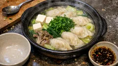 もちもち水餃子が主役：鶏がらスープで作るやさしい水ぎょうざ鍋