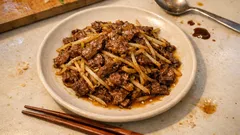 フライパンひとつで完成：牛肉ともやしの甘辛炒め、シャキッと仕上げるコツ